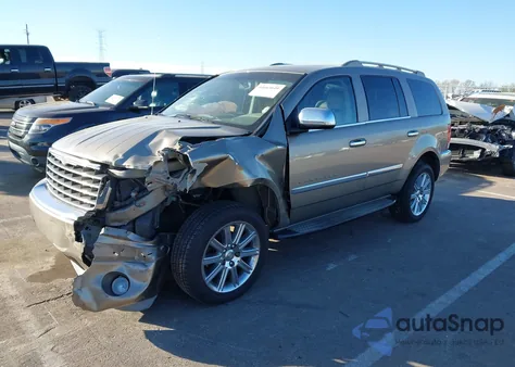 2007 Chrysler Aspen Limited z USA, uszkodzony, nr VIN 1A8HW58297F520492